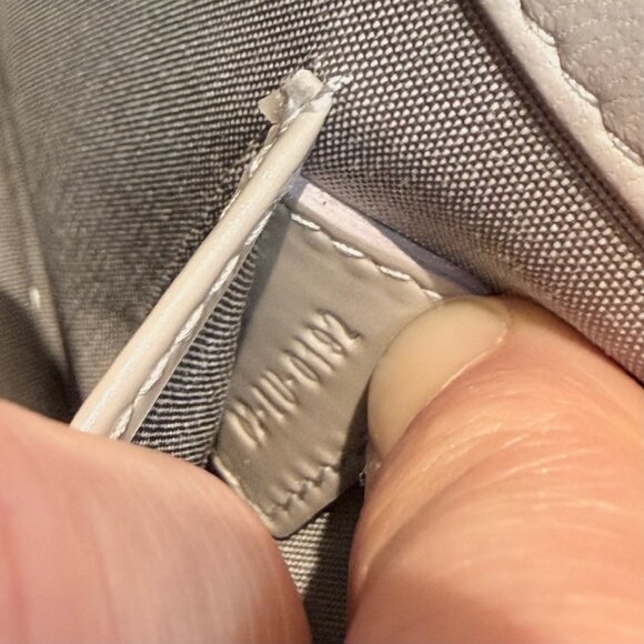 Christian Dior Pearl Grey Patent Cannage Chain Clutch - Picture 14 of 16